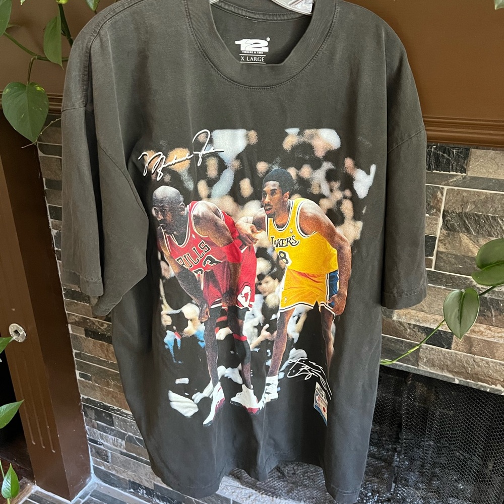 Twelve O Two Jordan Kobe Size XL